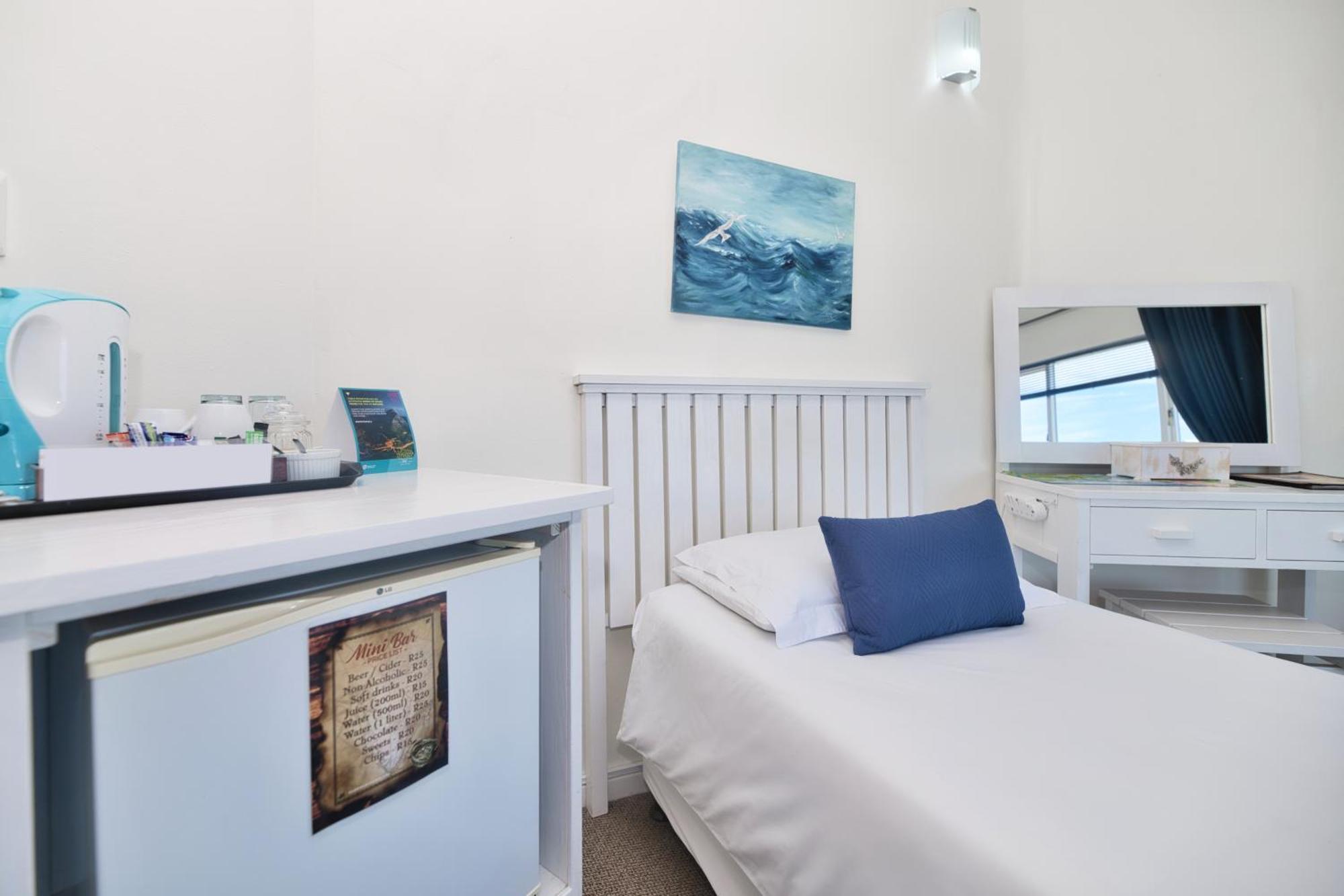 Mermaid Guest House Struisbaai Exterior foto
