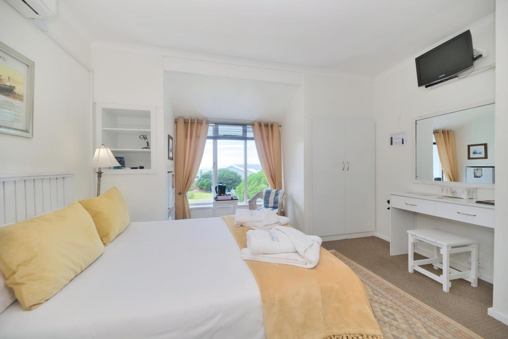 Mermaid Guest House Struisbaai Exterior foto